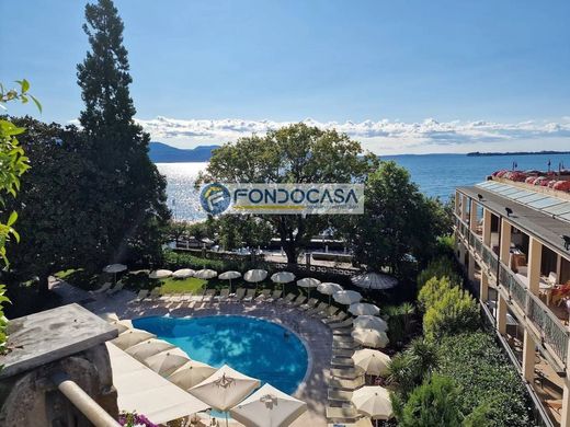 Appartement à Gardone Riviera, Provincia di Brescia
