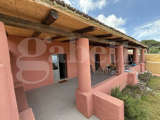 Casa di lusso a Malfa, Messina