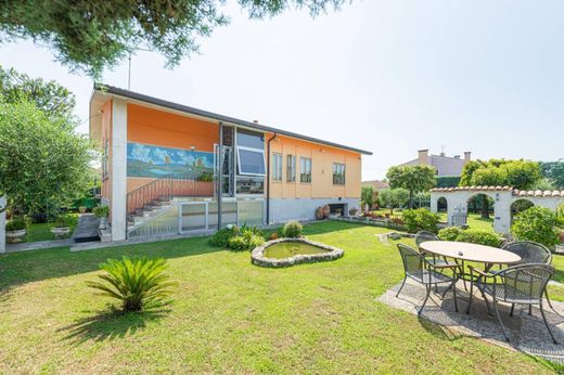 Вилла, Cassola, Provincia di Vicenza