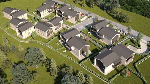 아파트 / Temù, Provincia di Brescia