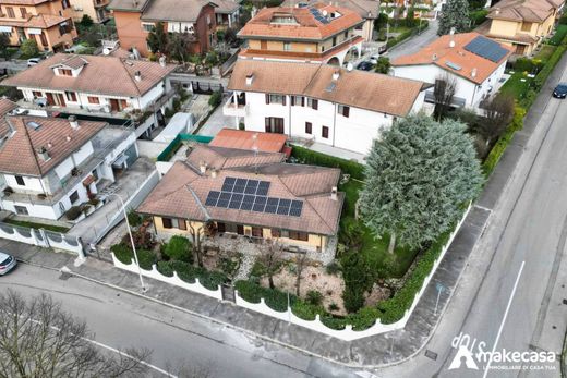 Villa in San Giuliano Milanese, Città metropolitana di Milano