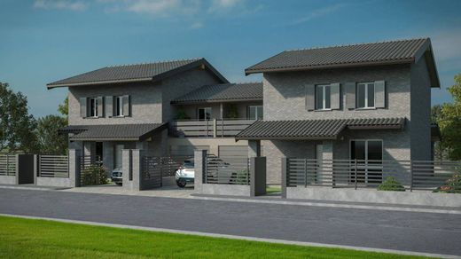 Villa in San Genesio ed Uniti, Provincia di Pavia