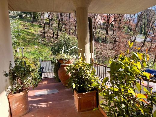 Villa in Prato, Provincia di Prato