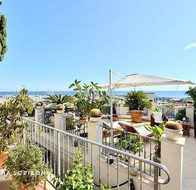 Вилла, Andora, Provincia di Savona