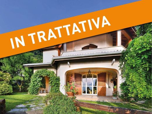 Вилла, Лекко, Provincia di Lecco