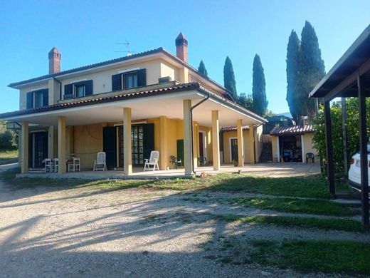 Загородный Дом, San Gemini, Provincia di Terni