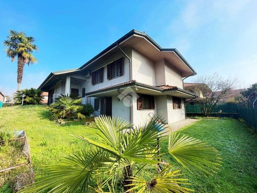 Вилла, Peschiera Borromeo, Милан