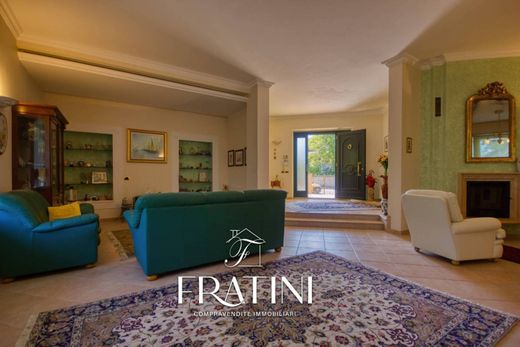 Villa in Monterubbiano, Province of Fermo