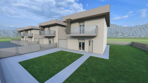 Terraced house in Capriolo, Provincia di Brescia