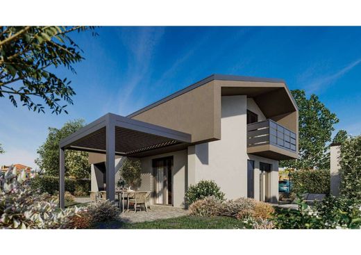 Villa in Rivalta di Torino, Turin