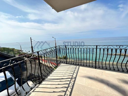 Apartamento - Sanremo, Provincia di Imperia