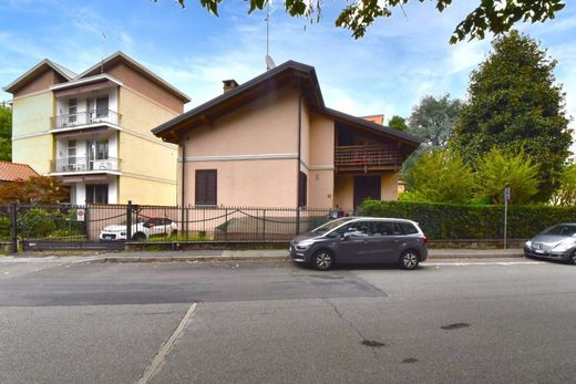 빌라 / Monza, Provincia di Monza e della Brianza