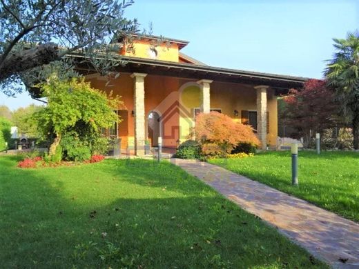 Villa in Cremona, Provincia di Cremona