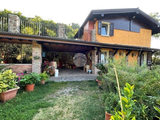 Βίλα σε Cellatica, Provincia di Brescia