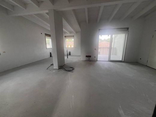 Apartamento - Piacenza, Provincia di Piacenza
