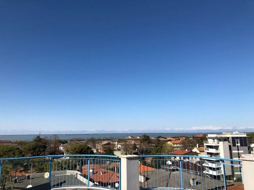 Penthouse Lignano Sabbiadoro, Udine ilçesinde