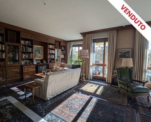 Apartment in Milan, Lombardy