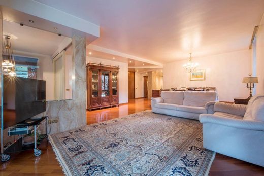 Appartamento a Segrate, Milano