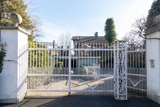 Βίλα σε Rivoli, Torino