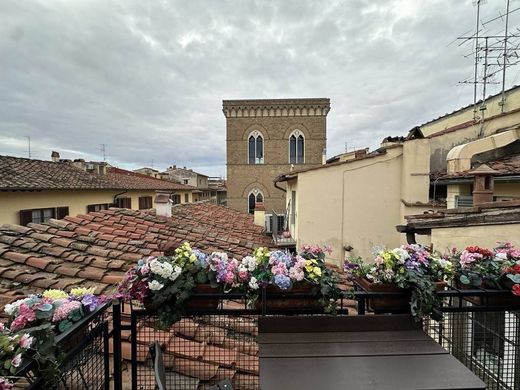 Appartamento a Firenze, Toscana