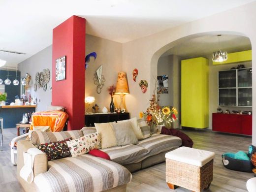 Daire Empoli, Firenze ilçesinde