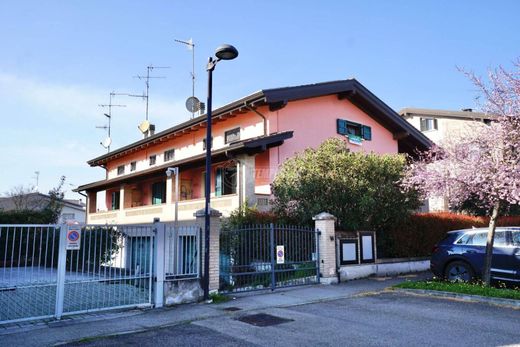 Villa in Reggio nell'Emilia, Provincia di Reggio Emilia