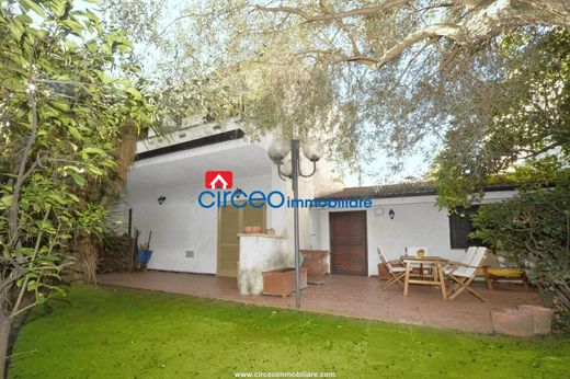 Rijtjeshuis in San Felice Circeo, Provincia di Latina