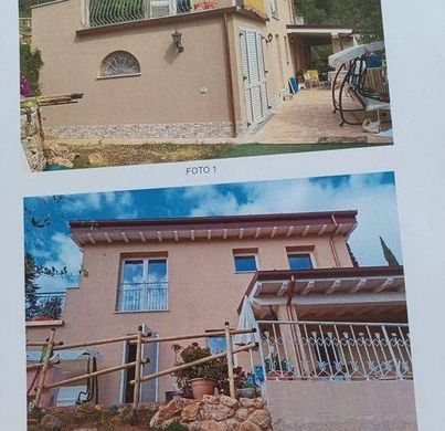 Villa a Camaiore, Lucca