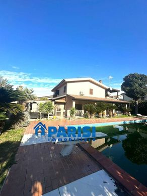 Villa - Giugliano in Campania, Nápoles