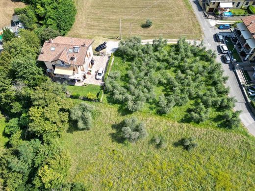 Villa a Sale Marasino, Brescia