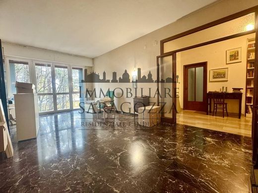 Apartment in Bologna, Emilia-Romagna