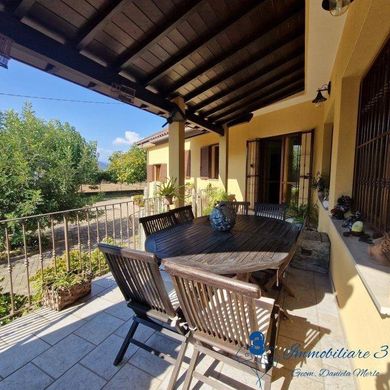 Villa à Villanova d'Albenga, Savone