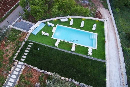 Cottage a Locorotondo, Bari