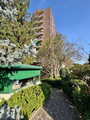 Apartment / Etagenwohnung in Mailand, Lombardei