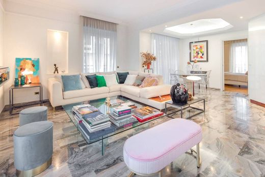 아파트 / 밀라노, Città metropolitana di Milano