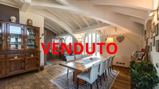 ‏דירת פנטהאוז ב  Gallarate, Provincia di Varese