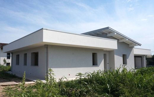 Villa en Pordenone, Friuli Venezia Giulia