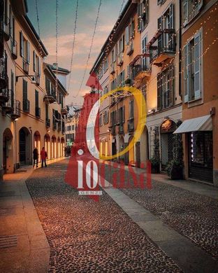 Appartamento a Milano, Lombardia