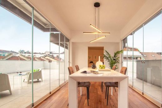 Penthouse Torino, Torino ilçesinde