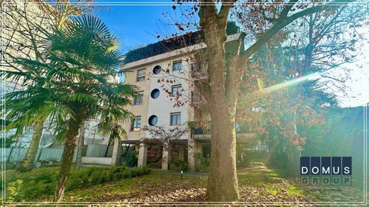Apartment / Etagenwohnung in Mailand, Lombardei
