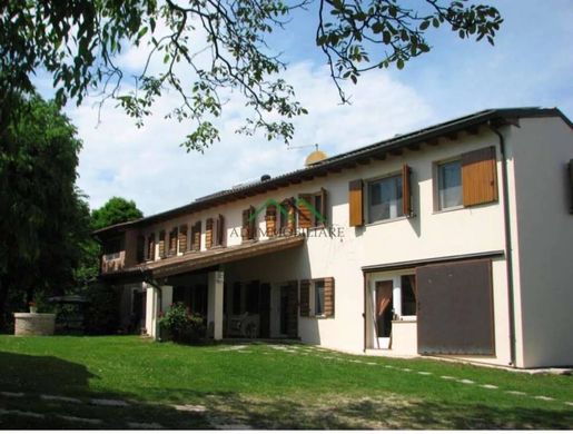 Landhuis in Spresiano, Provincia di Treviso