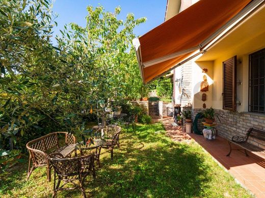 Terraced house in Pontassieve, Florence