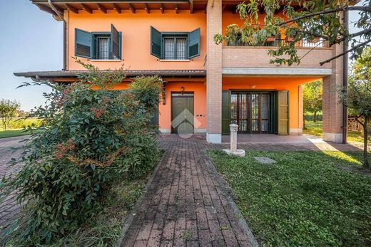 Villa in Reggio nell'Emilia, Provincia di Reggio Emilia
