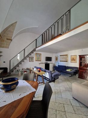 Luxury home in Brindisi, Provincia di Brindisi