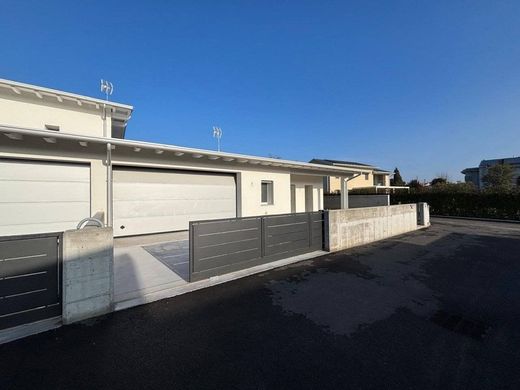 Willa w Pordenone, Friuli Venezia Giulia