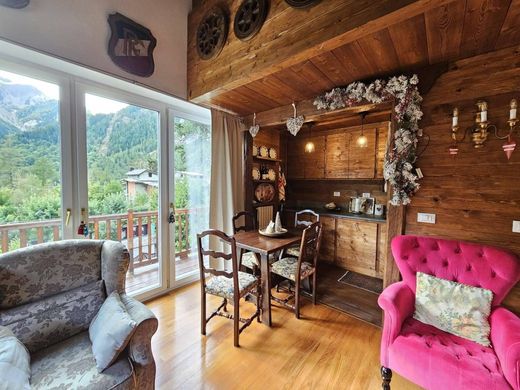 아파트 / Courmayeur, Valle d'Aosta