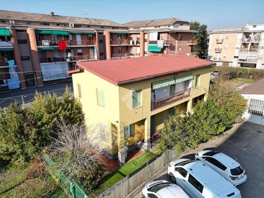 Luxury home in Alba, Provincia di Cuneo
