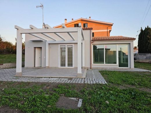 Villa in Rome, Latium