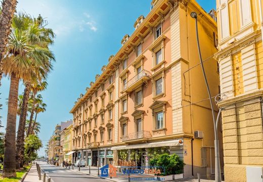 Piso / Apartamento en Sanremo, Provincia di Imperia