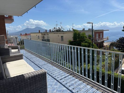 套间/公寓  那不勒斯, 那不勒斯省